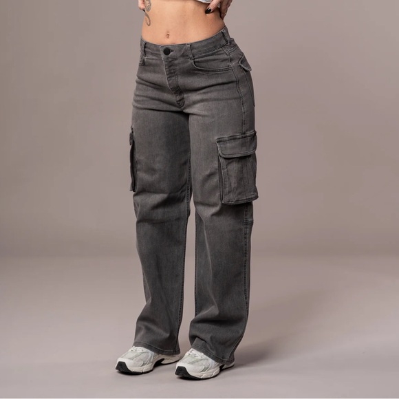 Cargo - Grey - Picture 2 of 4